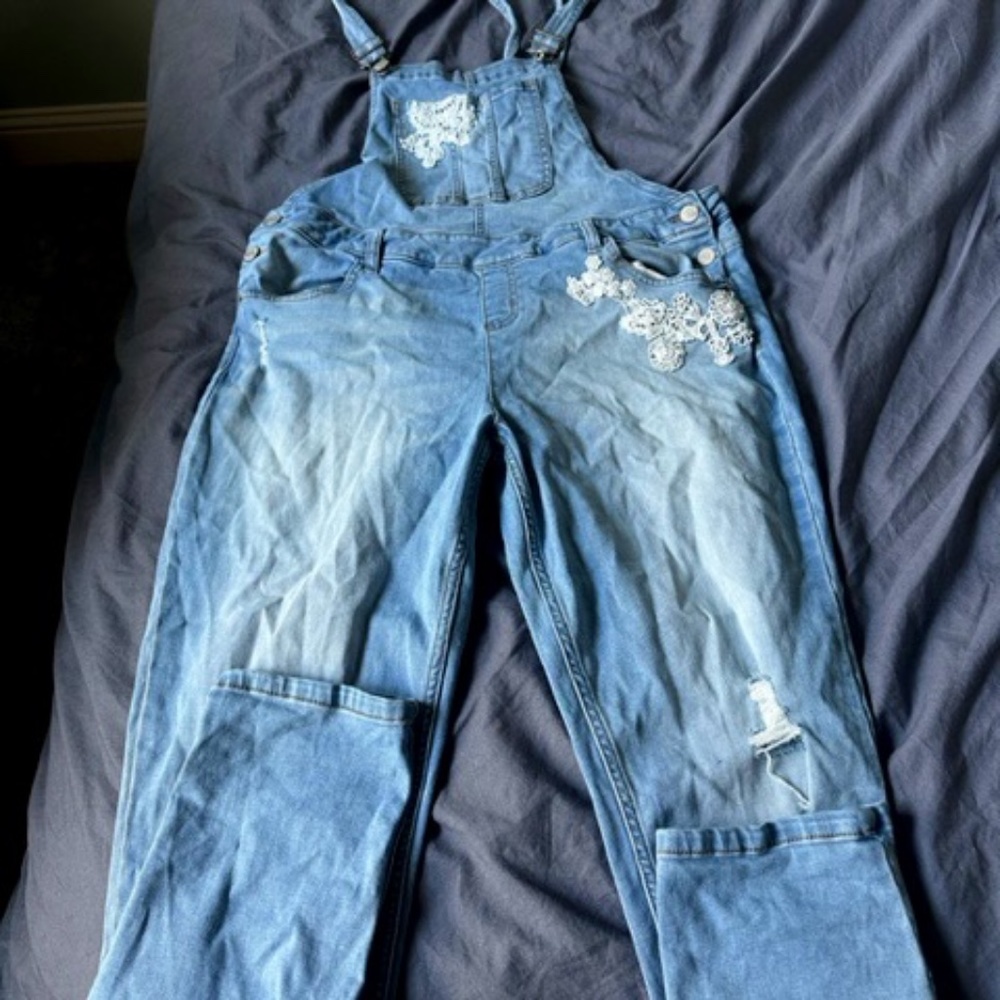 Super cute Justice overalls!